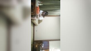 2022-6-25【老马车行】人妻骚女再来一炮，骑在身上摸肥臀，站立后入全裸输出，搞得受不了