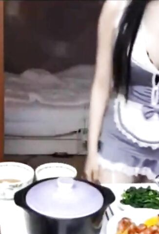 精选美女走光系列 漂亮美食主播不小心走光露点 奶子好大