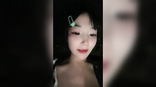 极品淫骚网红妹妹！户外车上吃屌车震！回到家炮击自慰，无毛骚逼假屌猛插，翘起屁股炮击后入